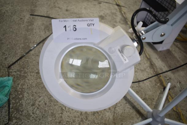 Portable Magnifying Glass - Image 3 of 6