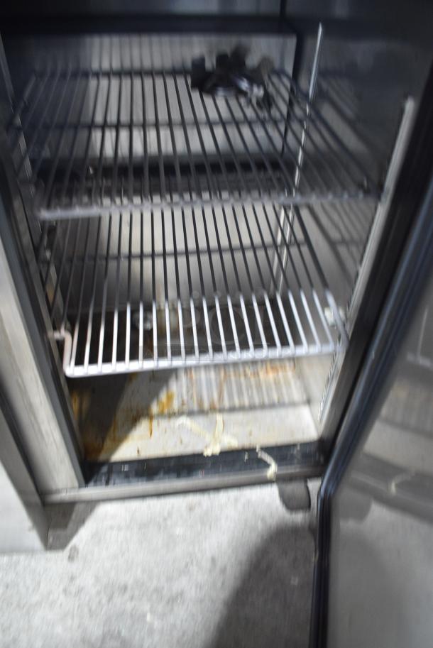 True TUC-36-LP Stainless Steel Commercial Undercounter 2 Door Cooler. 115 Volts, 1 Phase. Tested and Working! - Image 5 of 8