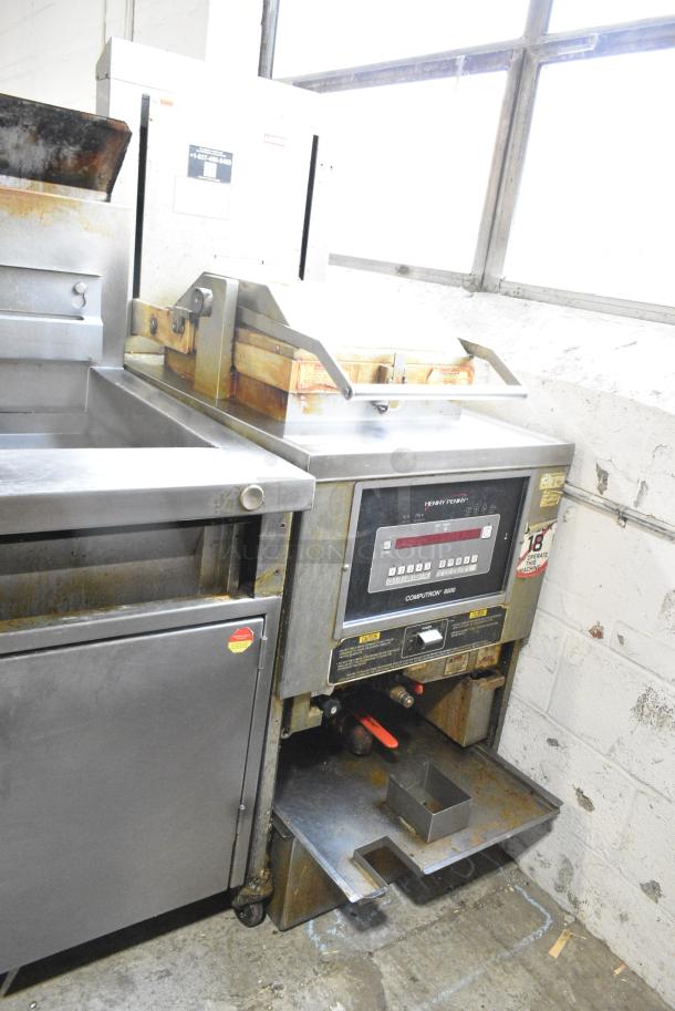 2019 Henny Penny PFG-691 Stainless Steel Commercial Floor Style Propane Gas Powered Pressure Fryer. 100,000 BTU. - Image 1 of 7