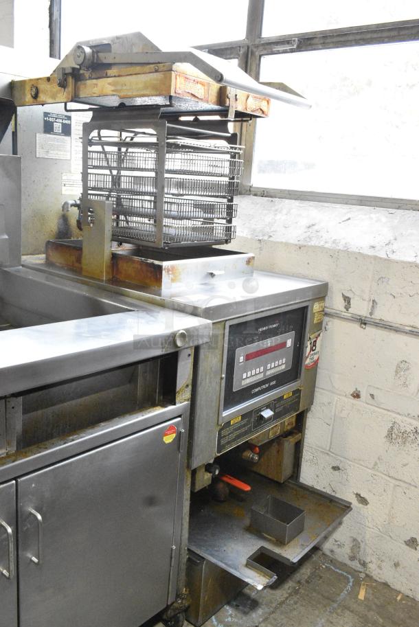 2019 Henny Penny PFG-691 Stainless Steel Commercial Floor Style Propane Gas Powered Pressure Fryer. 100,000 BTU. - Image 6 of 7
