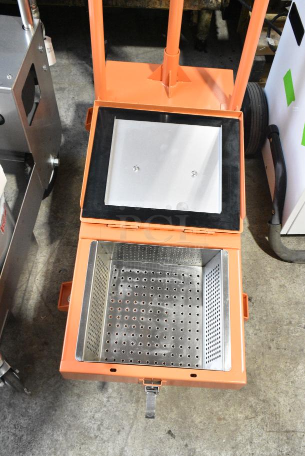 BRAND NEW SCRATCH AND DENT! Fryclone 259DISP50 50 lb. Fryer Oil Disposal Unit - Image 4 of 8