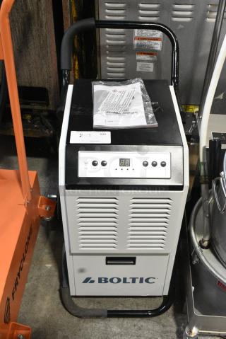 BRAND NEW SCRATCH AND DENT! Boltic 22BMCD70P 110 Pint Steel Commercial Dehumidifier with Drain Hose and Wheels. 115 Volts, 1 Phase.