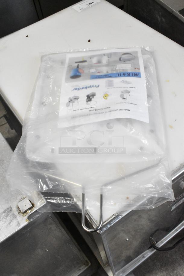 BRAND NEW SCRATCH AND DENT! MirOil 55HD 55 lb. Hand-Operated Portable Fryer Oil Filter Machine with 1-Way Pump - Image 2 of 5