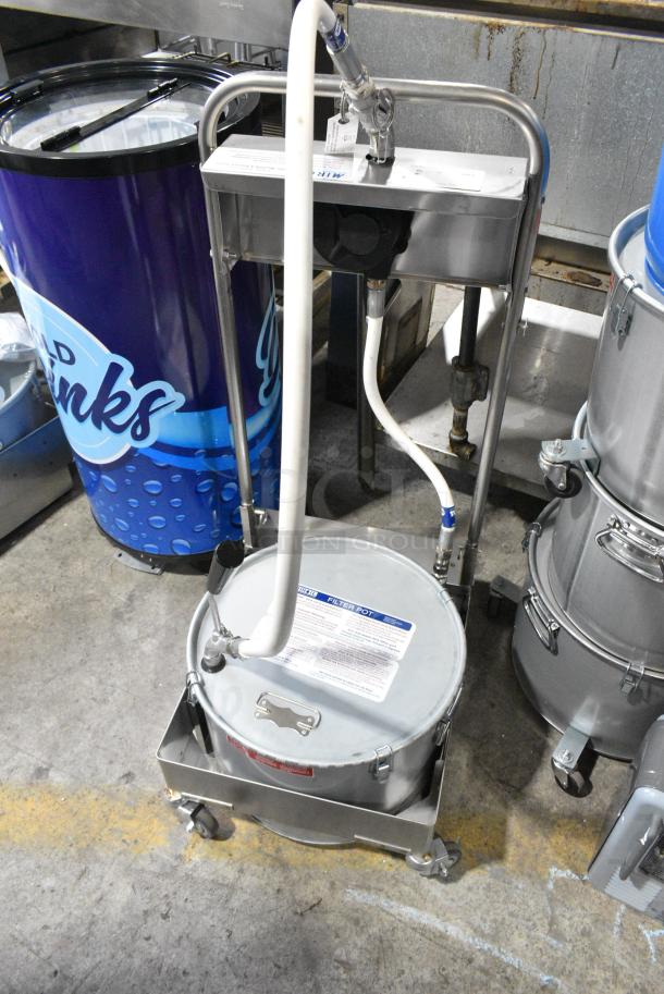 BRAND NEW SCRATCH AND DENT! MirOil 55HD 55 lb. Hand-Operated Portable Fryer Oil Filter Machine with 1-Way Pump - Image 3 of 5