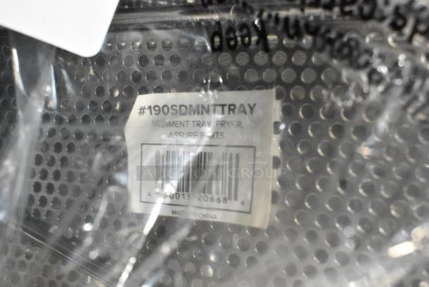 BRAND NEW SCRATCH AND DENT! 190SDMNTTRAY 12 1/4" x 14" x 6 1/2" Fryer Sediment Tray - Image 4 of 4
