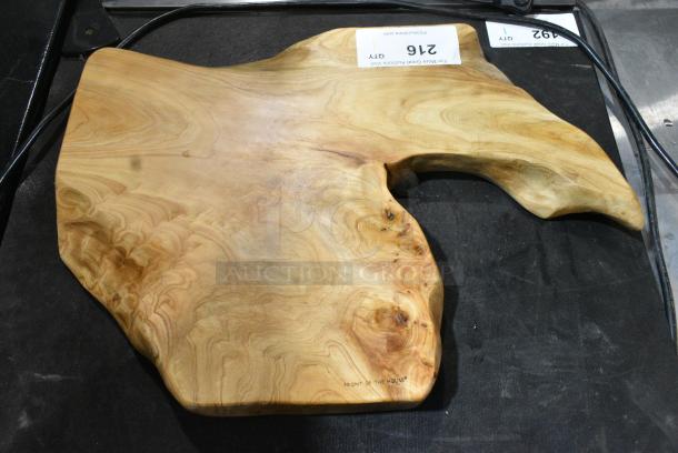 BRAND NEW SCRATCH AND DENT! Wooden Cutting Board - Image 5 of 6