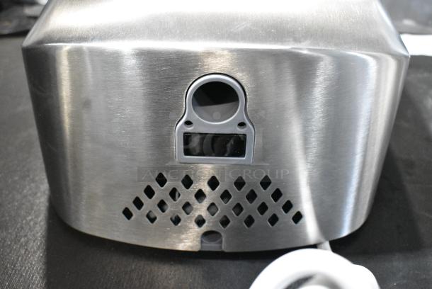 BRAND NEW SCRATCH AND DENT! Lavex 158LAVHD29 Stainless Steel High Speed Automatic Hand Dryer with HEPA Filtration - 110-130V, 1450W - Image 5 of 8