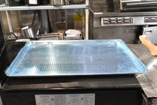 12 BRAND NEW SCRATCH AND DENT! 407FULLPERF Choice Full Size 19 Gauge 18" x 26" Wire in Rim Aluminum Perforated Bun / Sheet Pan. 12 Times Your Bid!