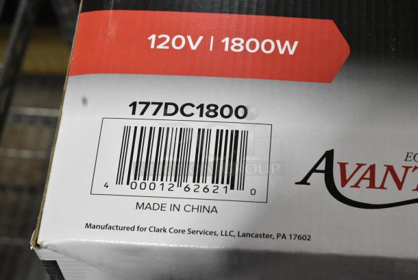 BRAND NEW SCRATCH AND DENT! Avantco 177DC1800 Drop-In / Countertop Induction Range / Cooker with Remote Control. 120 Volts, 1 Phase. - Image 4 of 4