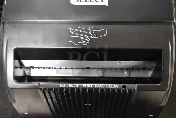 BRAND NEW SCRATCH AND DENT! Lavex Select Poly Wall Mount Paper Towel Dispenser - Image 5 of 6