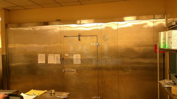 NORLAKE WALK-IN COOLER! COMES WITH 4 TRAY CARTS & 6 FREEZER SHELVES!
BUYER MUST REMOVE - Image 2 of 9