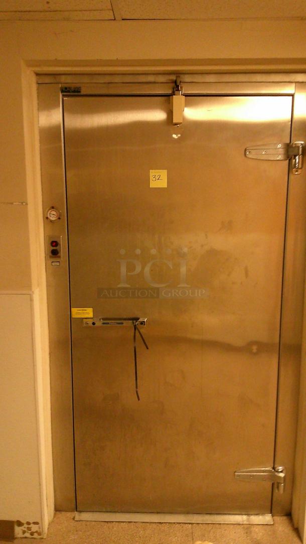 WALK IN FREEZER! NORLAKE FIRELINE WALK IN FREEZER, 8 FREEZER SHELVES
BUYER MUST REMOVE - Image 1 of 10