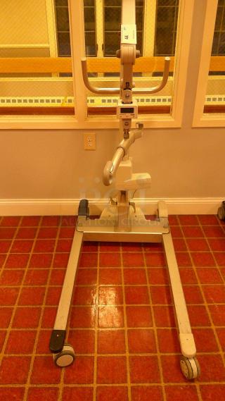 LARGE PATIENT LIFT!