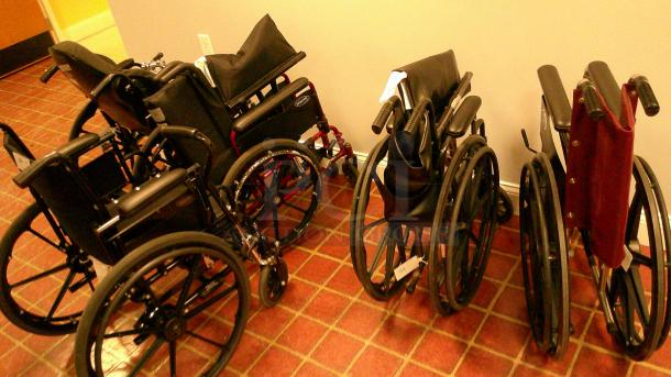 (5) LIGHTWEIGHT FOLDING WHEELCHAIRS! - Image 1 of 2
