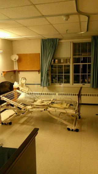 ENTIRE ROOM! (B16) IF YOU SEE IT, YOU CAN TAKE IT!   
 INCUDES BEDS, FURNITURE, DÉCOR, CURTAINS, AIR CONDITIONERS, PRIVACY CURTAIN TRACKS, BEDSIDE TABLES AND MORE!