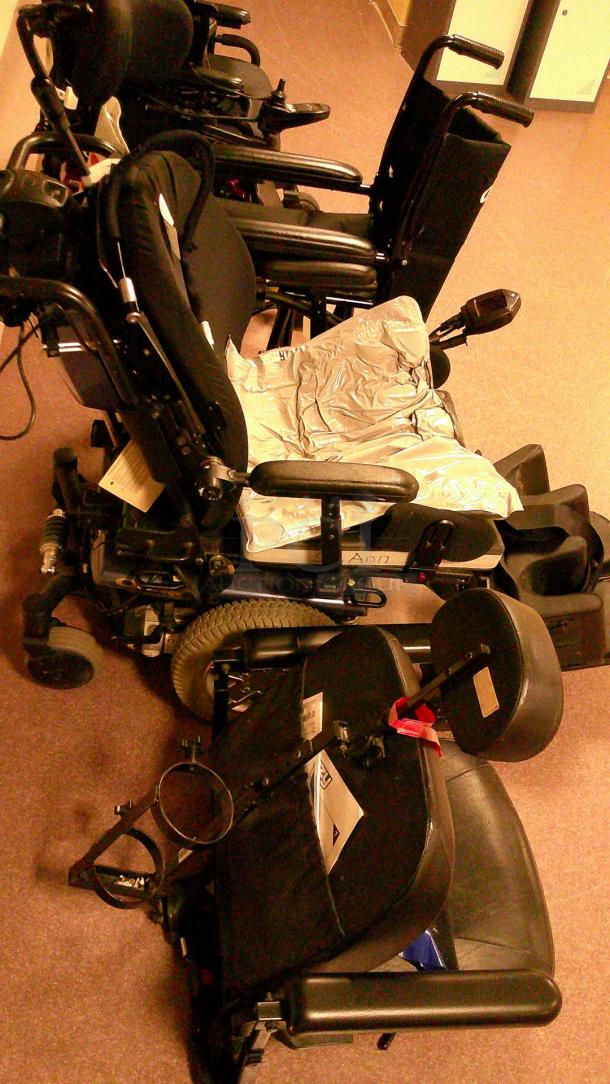 QUANTUM EDGE POWER WHEELCHAIR - Image 4 of 4