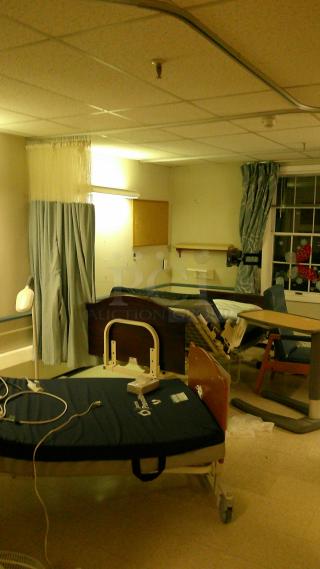 ENTIRE ROOM! (B3) IF YOU SEE IT, YOU CAN TAKE IT!   
 INCUDES BEDS, FURNITURE, DÉCOR, CURTAINS, AIR CONDITIONERS, PRIVACY CURTAIN TRACKS, BEDSIDE TABLES AND MORE!