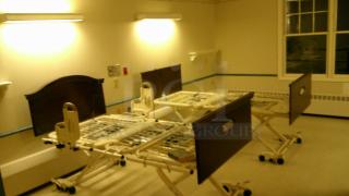 ENTIRE ROOM! (D18) IF YOU SEE IT, YOU CAN TAKE IT!   
 INCUDES BEDS, FURNITURE, DÉCOR, CURTAINS, AIR CONDITIONERS, PRIVACY CURTAIN TRACKS, BEDSIDE TABLES AND MORE!