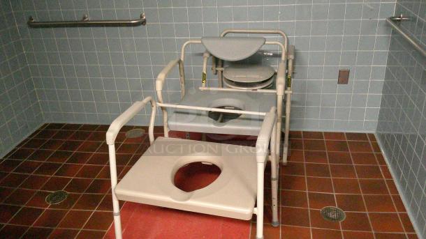 SHOWER ROOM! ASSORTED SHOWER BEDS AND CHAIRS - Image 4 of 6