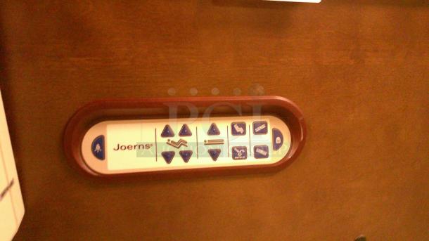 JOERNS ULTRACARE XT ELECTRIC ADJUSTABLE BED! - Image 3 of 4