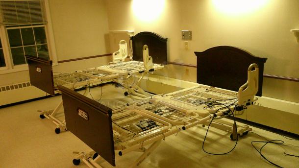 ENTIRE ROOM! IF YOU SEE IT, YOU CAN TAKE IT!   
 INCUDES BEDS, FURNITURE, DÉCOR, CURTAINS, AIR CONDITIONERS, PRIVACY CURTAIN TRACKS, BEDSIDE TABLES AND MORE! - Image 1 of 1