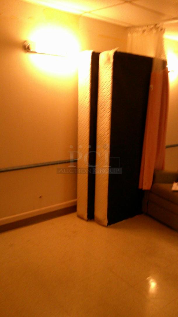 KING MATRESS! ENTIRE ROOM! IF YOU SEE IT, YOU CAN TAKE IT!   
 INCUDES BEDS, FURNITURE, DÉCOR, CURTAINS, AIR CONDITIONERS, PRIVACY CURTAIN TRACKS, BEDSIDE TABLES AND MORE! - Image 3 of 5