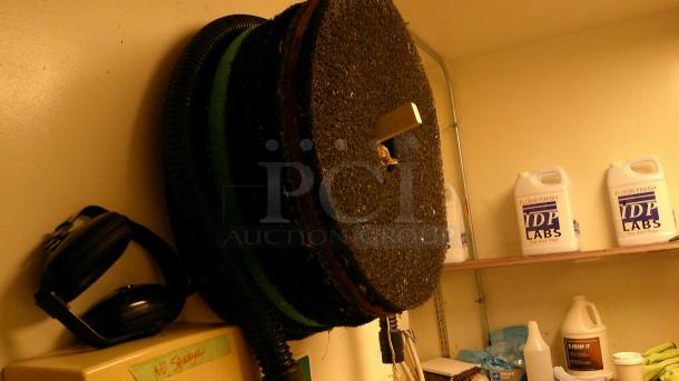 FLOOR SCRUBBER & ENTIRE EQUIPMENT ROOM! - Image 4 of 7