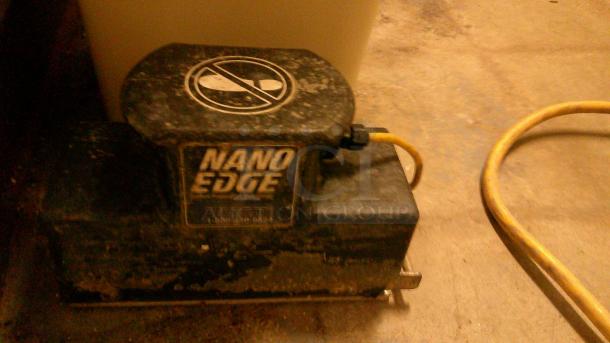FLOOR SCRUBBER & ENTIRE EQUIPMENT ROOM! - Image 7 of 7