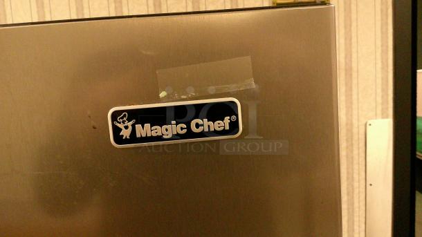 MAGIC CHEF REFRIGERATOR - Image 2 of 4