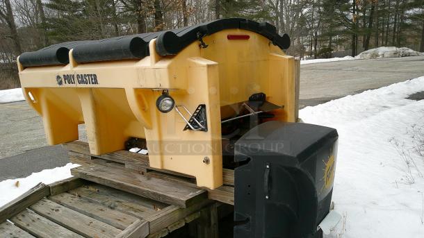 FISHER 8' POLY CASTER SALT/SANDER! - Image 2 of 7