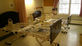 ENTIRE ROOM! (A17) IF YOU SEE IT, YOU CAN TAKE IT!   
 INCUDES BEDS, FURNITURE, DÉCOR, CURTAINS, AIR CONDITIONERS, PRIVACY CURTAIN TRACKS, BEDSIDE TABLES AND MORE!