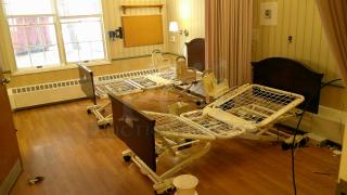 ENTIRE ROOM! IF YOU SEE IT, YOU CAN TAKE IT!   
 INCUDES BEDS, FURNITURE, DÉCOR, CURTAINS, AIR CONDITIONERS, PRIVACY CURTAIN TRACKS, BEDSIDE TABLES AND MORE!