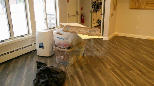 WHOLE MEETING ROOM W/ RETRACTABLE PROJECTOR SCREEN! ROLLING TABLES WITH CABINETS, 4 WALL MOUNTED CABINETS, 3 FOLDING TABLES, 2 STANDING AC's, 1 ONKYO STEREO, 1 CHAULKBOARD............
https://youtube.com/shorts/tpJsxyYJvck - Image 9 of 12