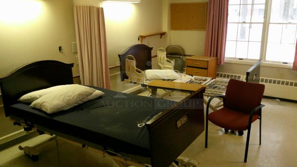 ENTIRE ROOM! (C22) IF YOU SEE IT, YOU CAN TAKE IT!   
 INCUDES BEDS, FURNITURE, DÉCOR, CURTAINS, AIR CONDITIONERS, PRIVACY CURTAIN TRACKS, BEDSIDE TABLES AND MORE! - Image 1 of 3