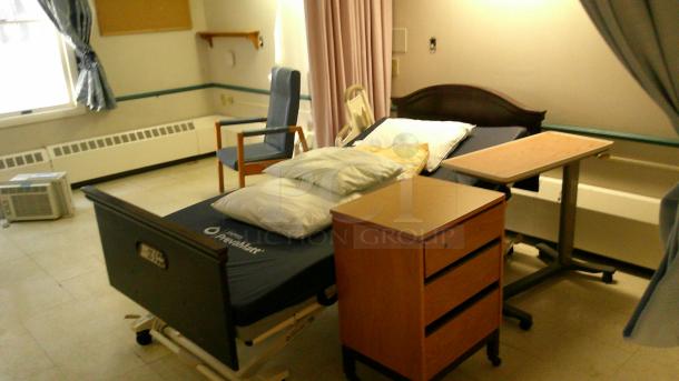 ENTIRE ROOM! (C20) IF YOU SEE IT, YOU CAN TAKE IT!   
 INCUDES BEDS, FURNITURE, DÉCOR, CURTAINS, AIR CONDITIONERS, PRIVACY CURTAIN TRACKS, BEDSIDE TABLES AND MORE! - Image 1 of 3