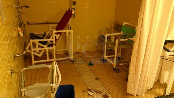 ENTIRE ROOM! (C WING SHOWER ROOM) IF YOU SEE IT, YOU CAN TAKE IT!
WHEEL CHAIR SCALE! - Image 1 of 6