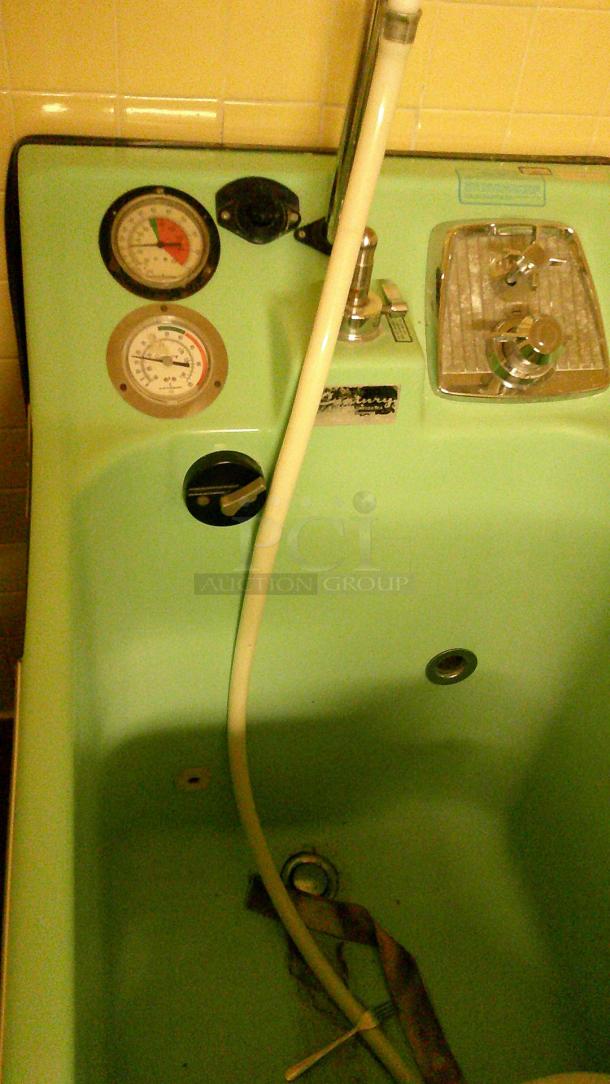 ENTIRE ROOM! (C WING SHOWER ROOM) IF YOU SEE IT, YOU CAN TAKE IT!
WHEEL CHAIR SCALE! - Image 3 of 6