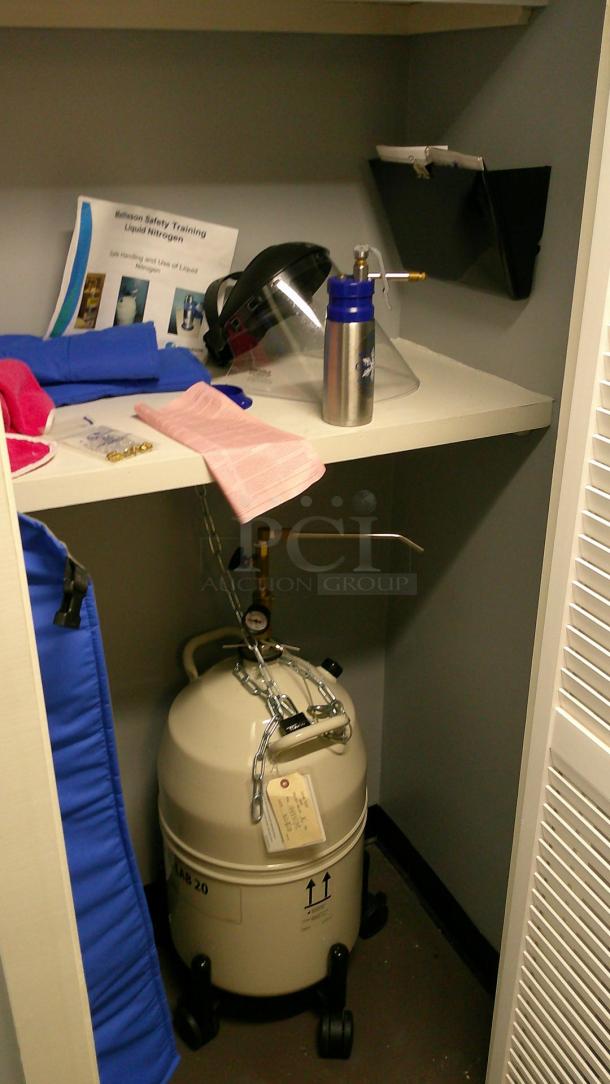 LIQUID NITROGEN TANK! - Image 2 of 5