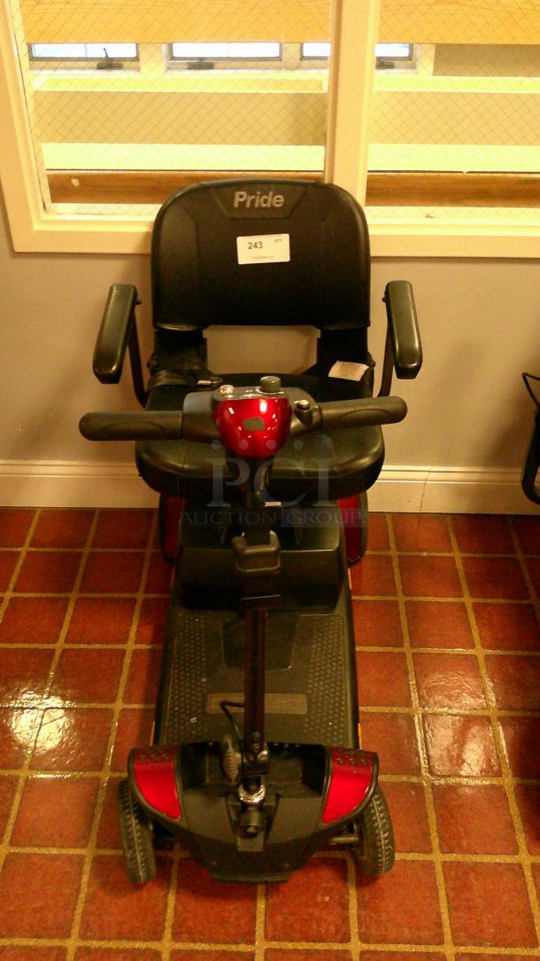 GO-GO MOBILITY SCOOTER - Image 1 of 3