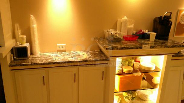 GRANITE COUNTER TOPS !
(5) 4' x 16"
(2) 44.5" x 23" - Image 1 of 2