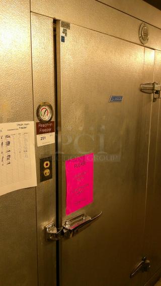 PENN REACH IN FREEZER! 69"x90"