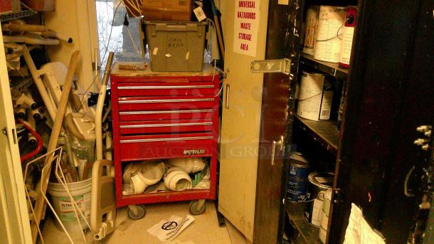 MAINTENANCE ROOM FULL OF TREASURES! - Image 5 of 18