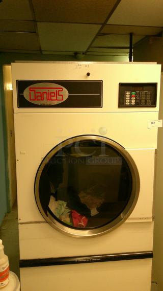DANIELS UNIMAC 75LB COMMERCIAL DRYER!
BUYER MUST REMOVE ON PICKUP DAY.
