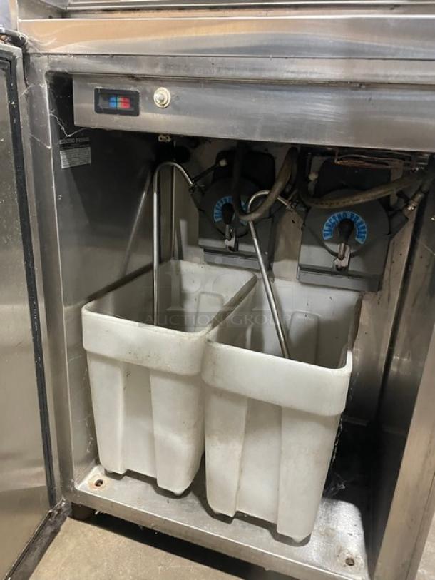 Electro-Freeze Freedom 360 Series Commercial Stainless Steel Air-Cooled Dual Flavor Twist Soft Serve Ice Cream/Frozen Yogurt Machine! With 2 Hoppers & 3 Dispensers! Model: 88TN-CMT-213 SN: A2F105! 230V 1 Phase! On Legs! - Image 6 of 9