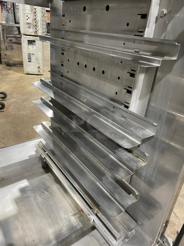 Winston Industries Cvap 4000A-Series Commercial Stainless Steel Electric Powered Half Door Heated Holding Cabinet! With Pass-Through Doors! With Built In Pan Holding Racks! Model: HA4522GE SN: 20010919-011! 120V 1 Phase! On Casters! - Image 6 of 10