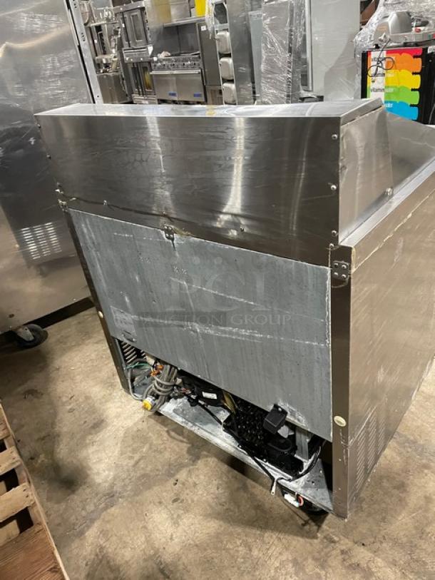 Blue Air Commercial Stainless Steel 2 Door Refrigerated Bain Marie Style Mega Top Salad/Sandwich Prep Table! With Poly Coated Wire Rack! Model: BLMT36 SN: BT01A94K700014! 115V 1 Phase! On Casters! - Image 4 of 9