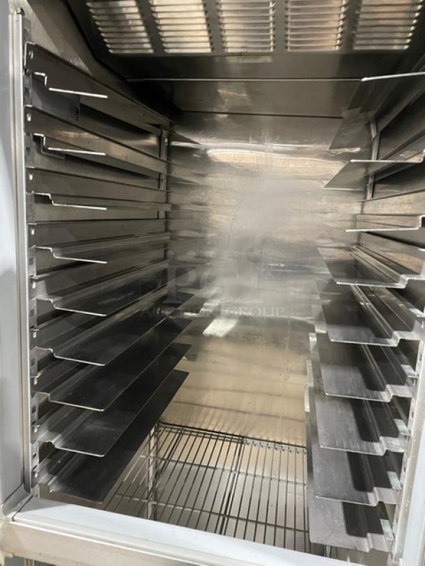 Beverage-Air Prestige Plus Series Commercial Stainless Steel Solid Half Door Reach In Refrigerator! Energy Star Certified! With Poly Coated Wire Rack & Built In Pan Holding Rack! Model: PR1-1AHS-XDX SN: 29309.12403! 115V 1 Phase! On Legs! - Image 7 of 11