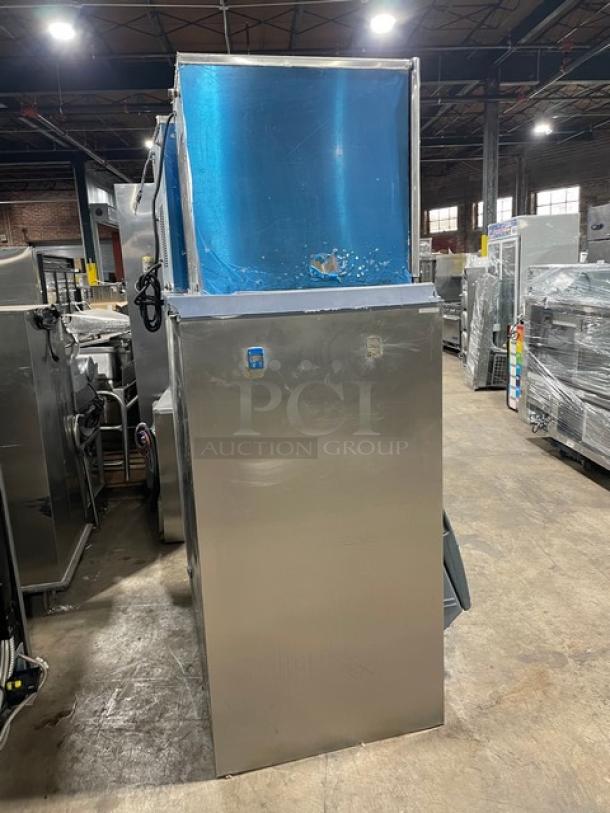 Hoshizaki Commercial Stainless Steel Double Flake-Style Ice Machine Heads! Model: F-1001MAJ/F-1001MWH SN: E00292F/C01284E! 115V/208-230V 1 Phase! On Follett Commercial Stainless Steel Full-Size Ice Bin! With Upper Sliding Doors & Heavy-Duty Power Hinge Lift-Up Style SmartGATE! - Image 3 of 10