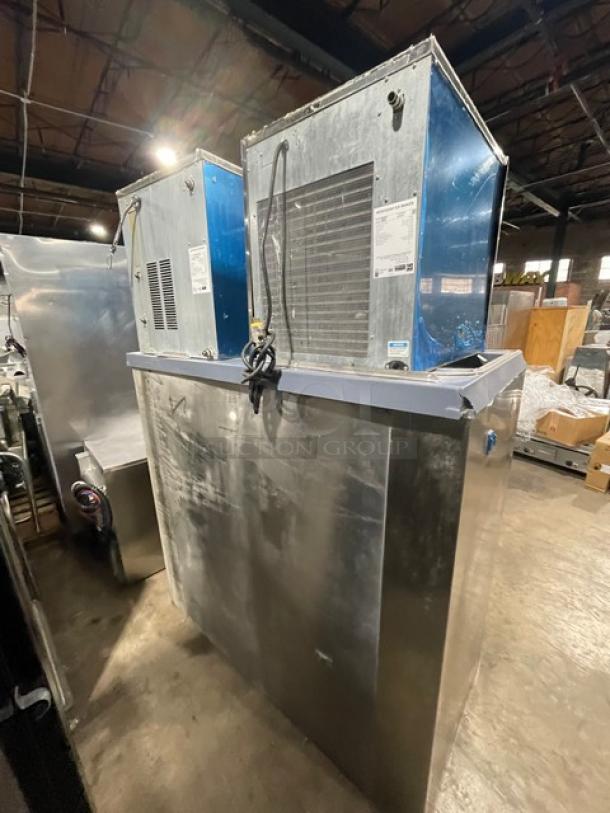 Hoshizaki Commercial Stainless Steel Double Flake-Style Ice Machine Heads! Model: F-1001MAJ/F-1001MWH SN: E00292F/C01284E! 115V/208-230V 1 Phase! On Follett Commercial Stainless Steel Full-Size Ice Bin! With Upper Sliding Doors & Heavy-Duty Power Hinge Lift-Up Style SmartGATE! - Image 4 of 10