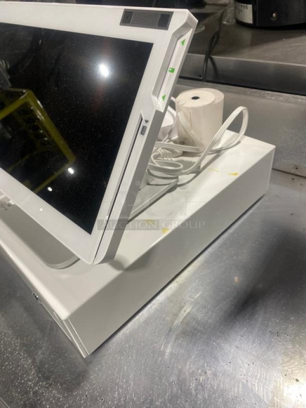 Clover Commercial White Countertop Touch Screen POS System! With Clover Receipt Printer & Cash Drawer! SN: C0S1UQ20360216! All One Money! - Image 3 of 10
